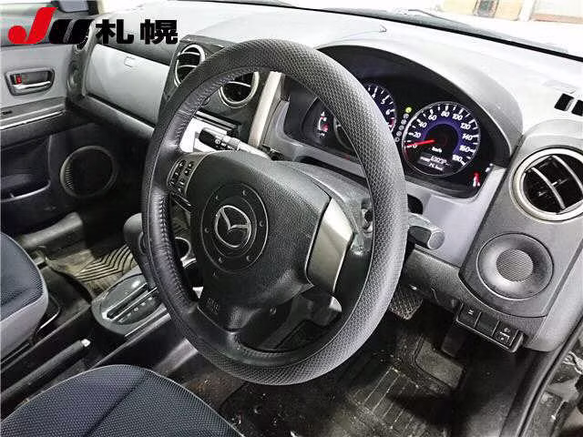 MAZDA VERISA