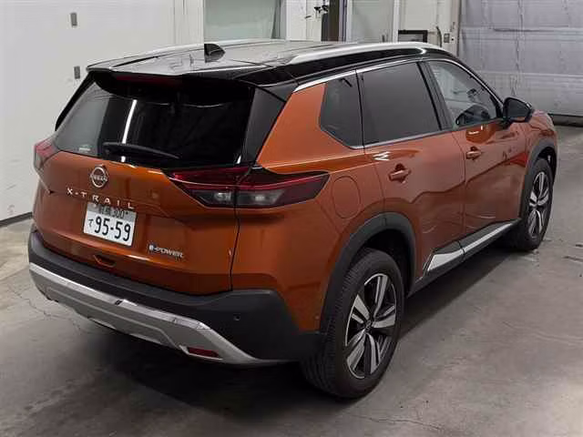 NISSAN X-TRAIL