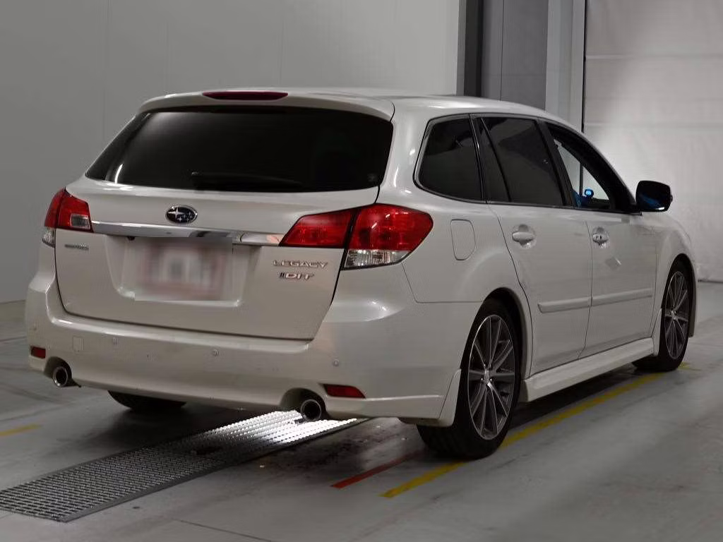 SUBARU LEGACY