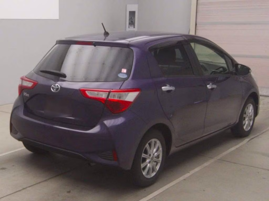 TOYOTA VITZ
