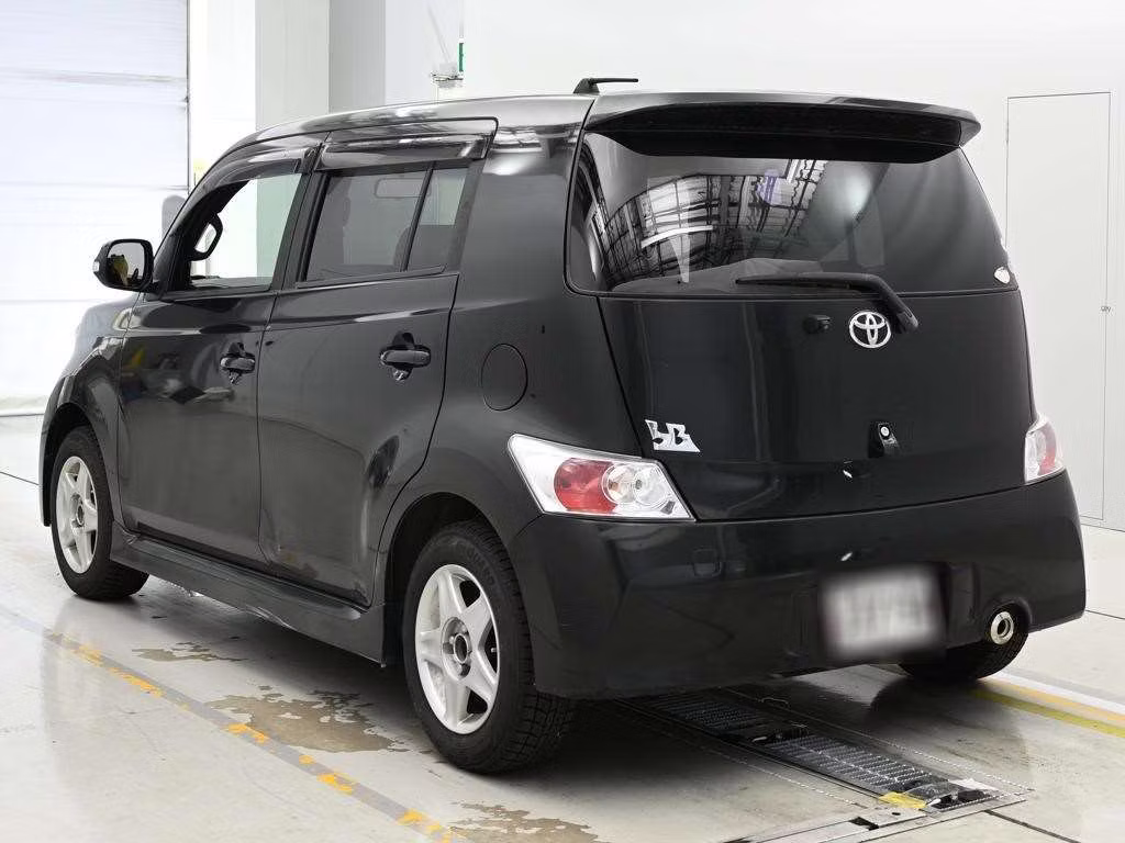 TOYOTA BB