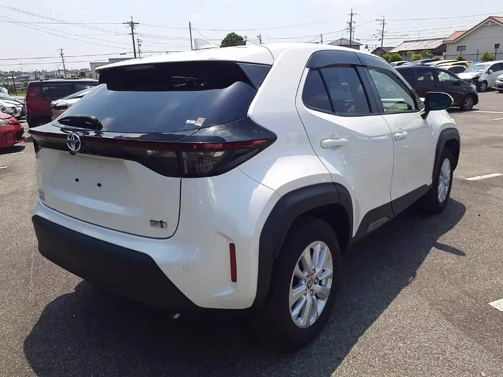 TOYOTA YARIS CROSS