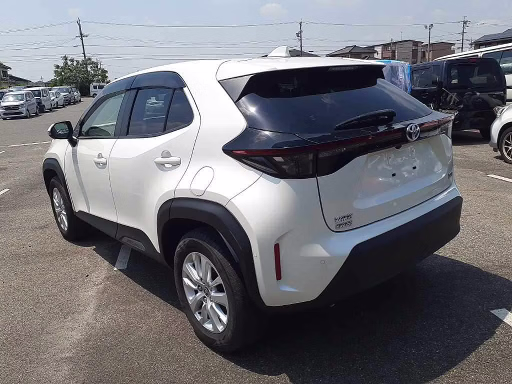 TOYOTA YARIS CROSS