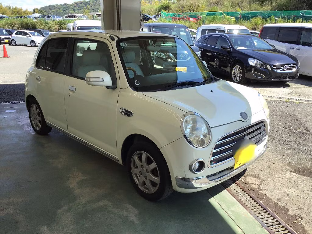 DAIHATSU MIRA GINO