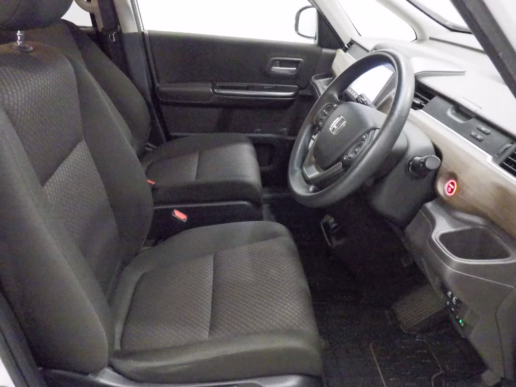 HONDA FREED+