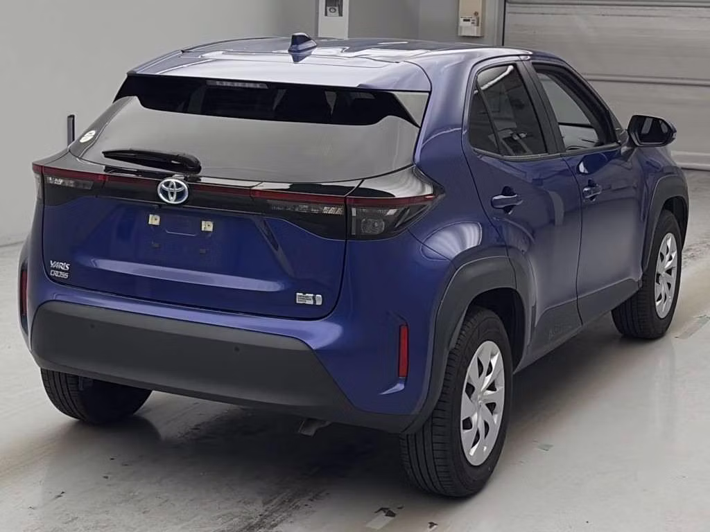 TOYOTA YARIS CROSS