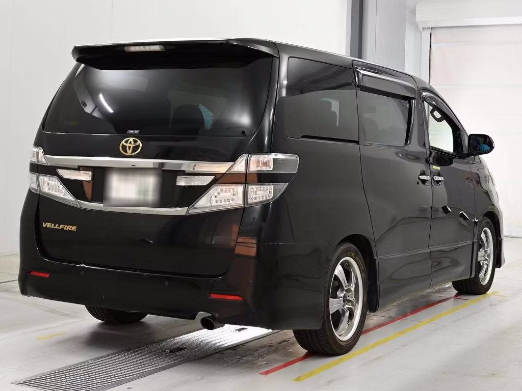 TOYOTA VELLFIRE
