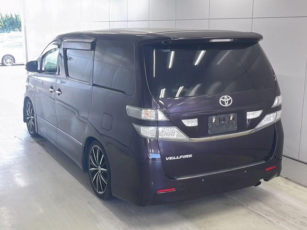 TOYOTA VELLFIRE
