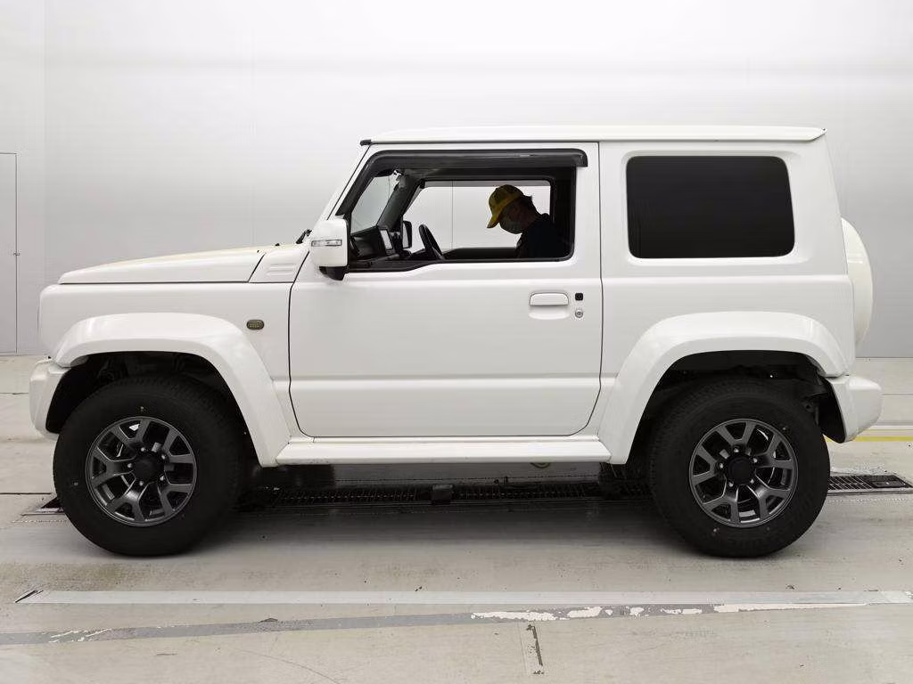 SUZUKI JIMNY SIERRA