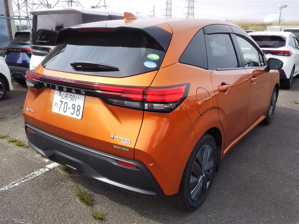 NISSAN NOTE
