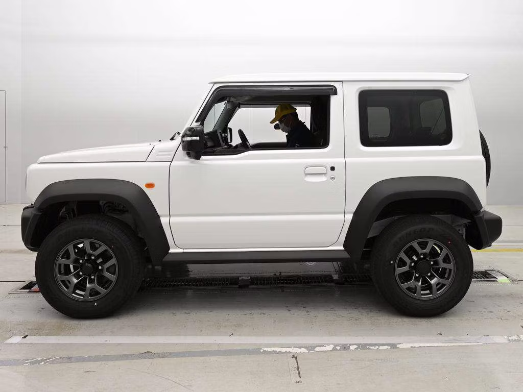 SUZUKI JIMNY SIERRA