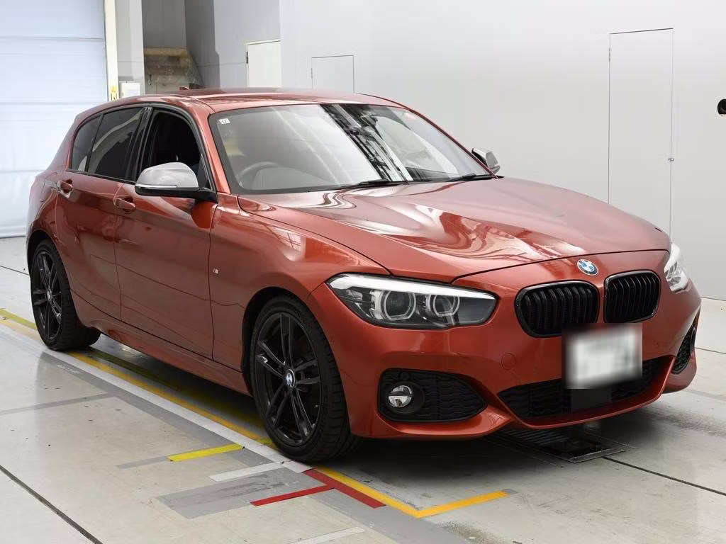 BMW 1-SERIES