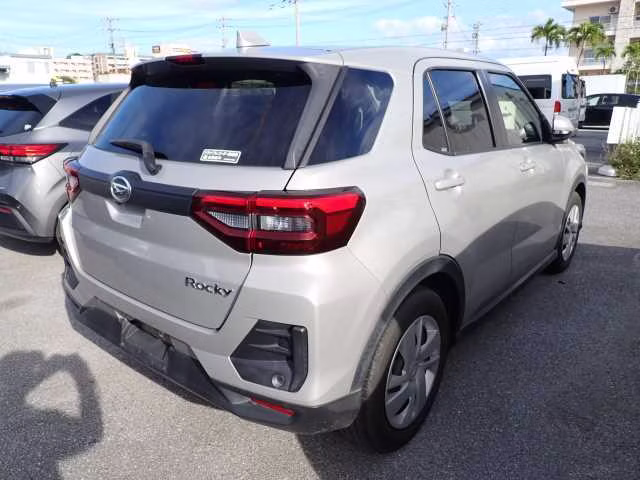 DAIHATSU ROCKY