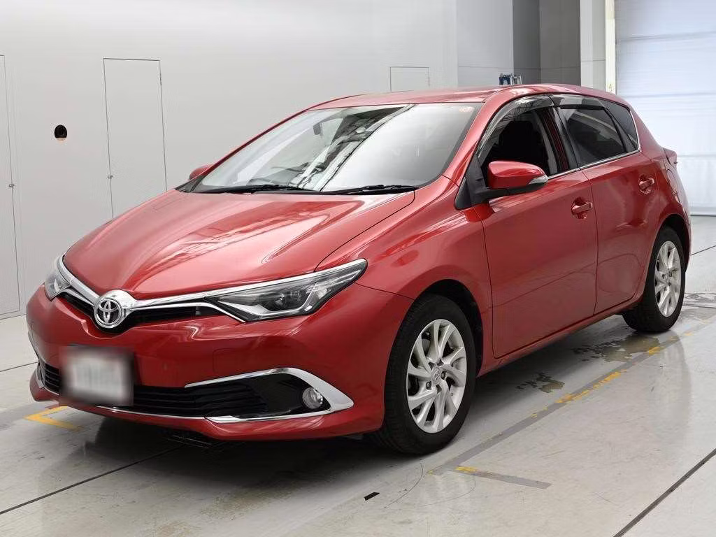 TOYOTA AURIS