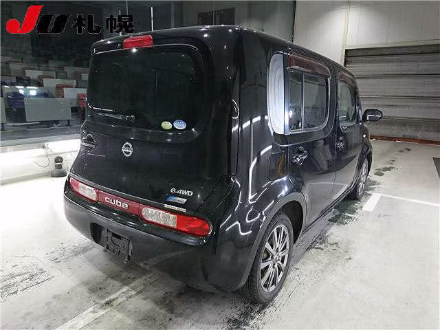 NISSAN CUBE