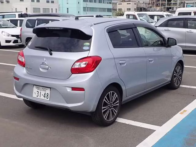 MITSUBISHI MIRAGE