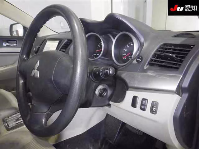 MITSUBISHI GALANT FORTIS