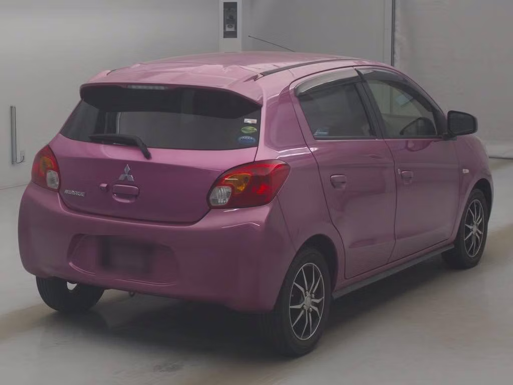 MITSUBISHI MIRAGE