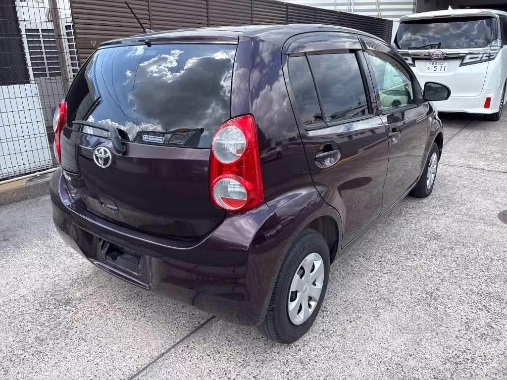 TOYOTA PASSO
