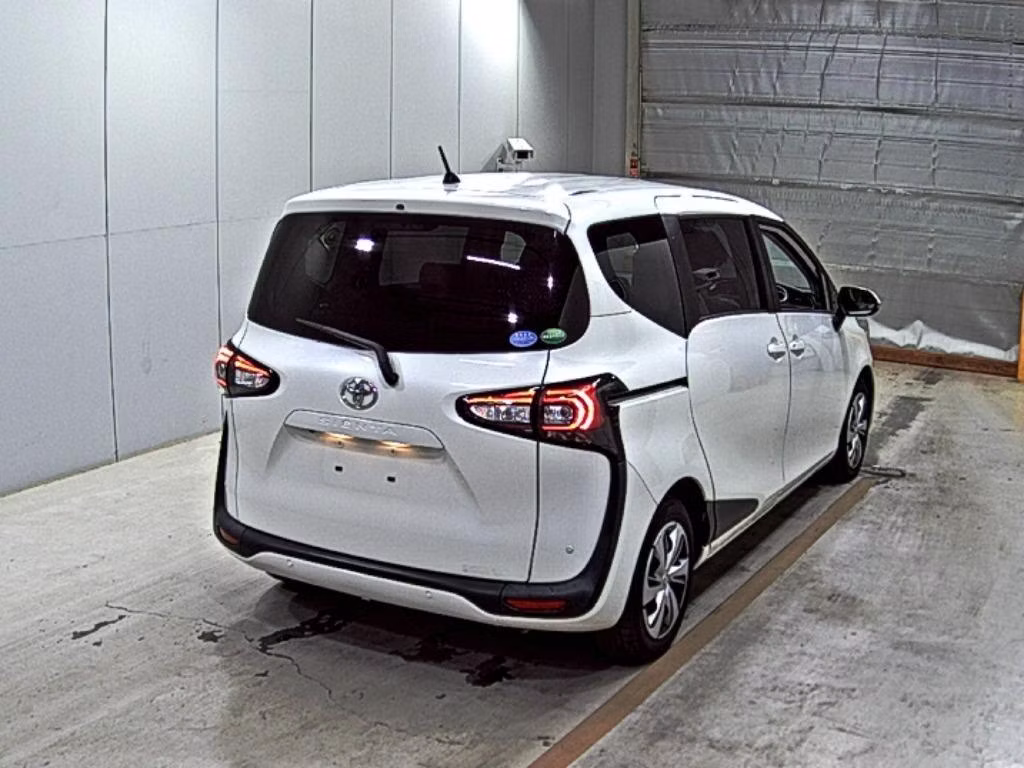 TOYOTA SIENTA
