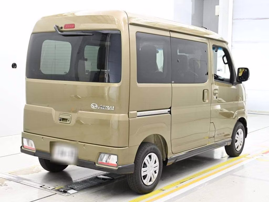 DAIHATSU ATRAI