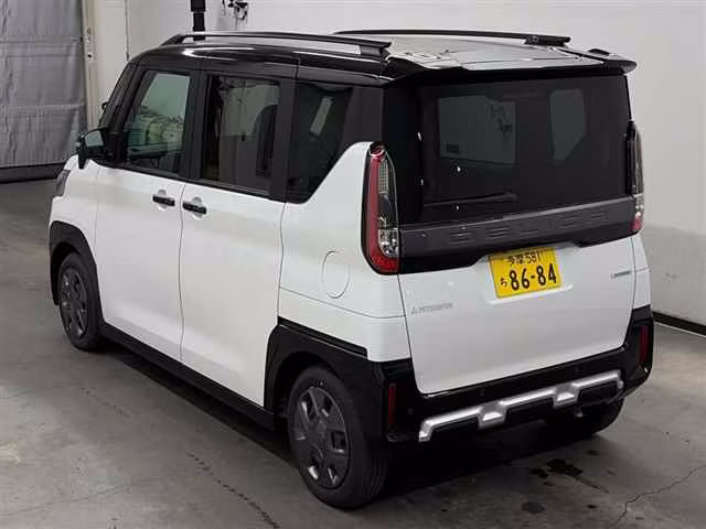 MITSUBISHI DELICA MINI