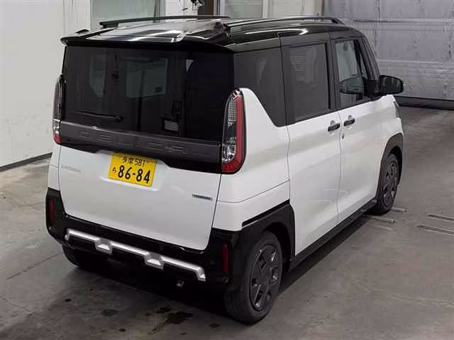 MITSUBISHI DELICA MINI
