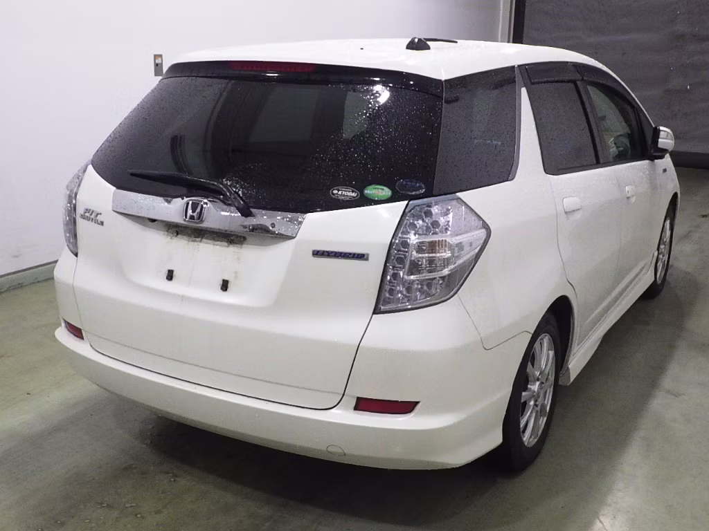 HONDA FIT SHUTTLE