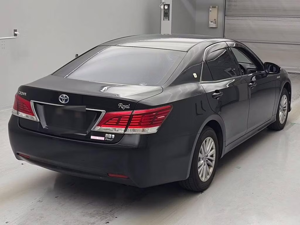 TOYOTA CROWN