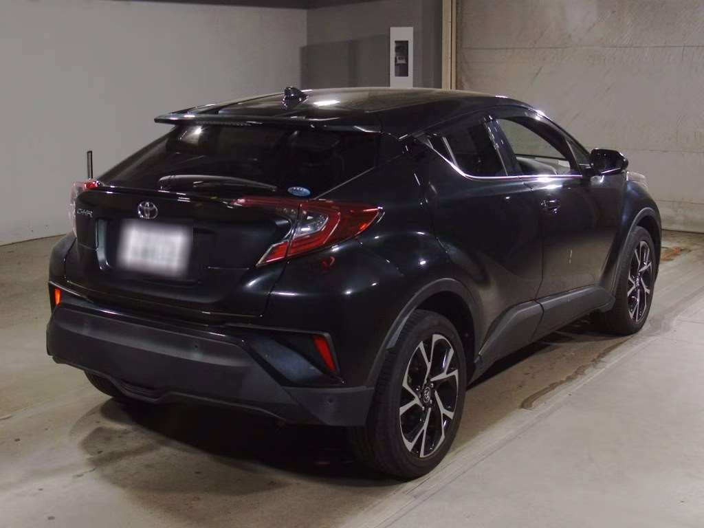 TOYOTA C-HR