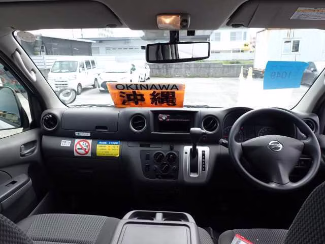 NISSAN NV350 CARAVAN