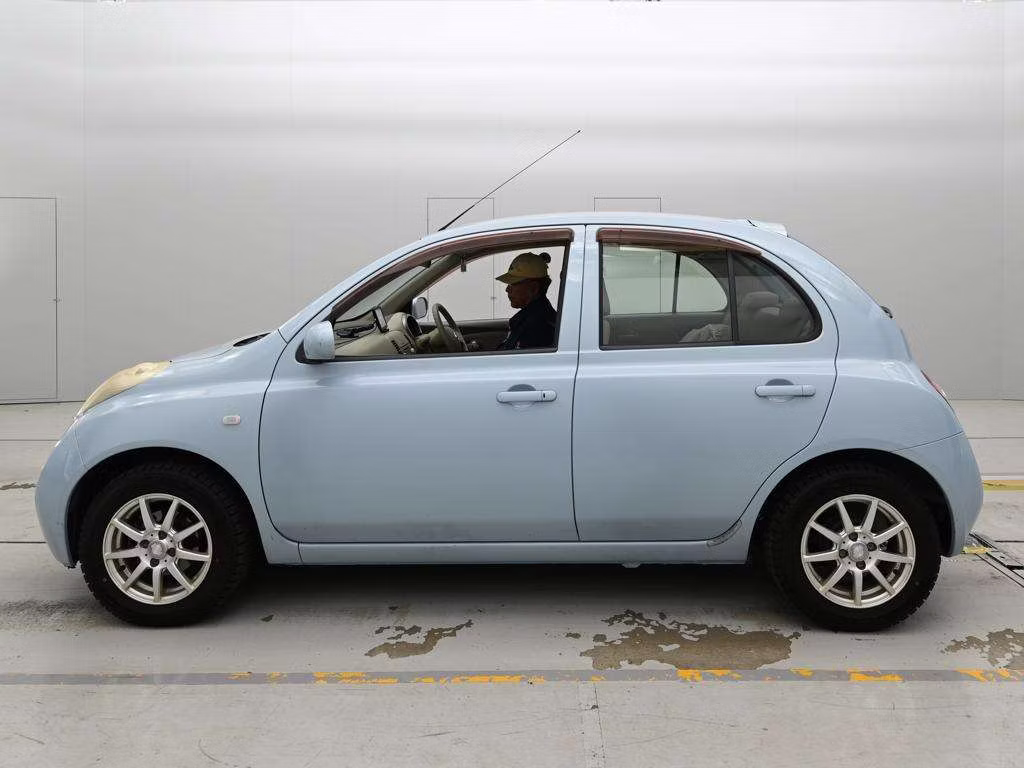NISSAN MARCH