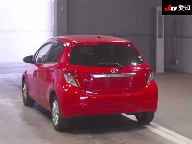 TOYOTA VITZ