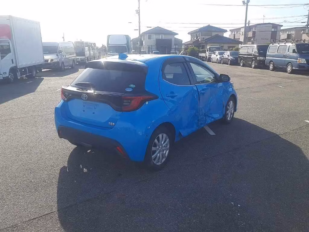 TOYOTA YARIS