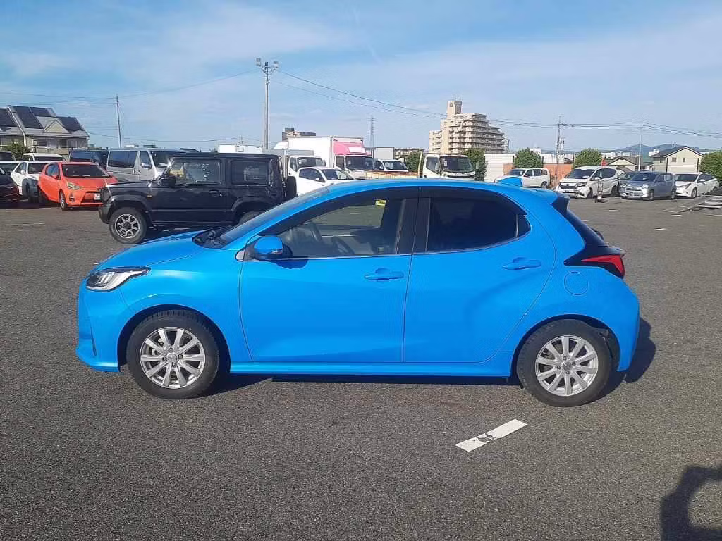 TOYOTA YARIS