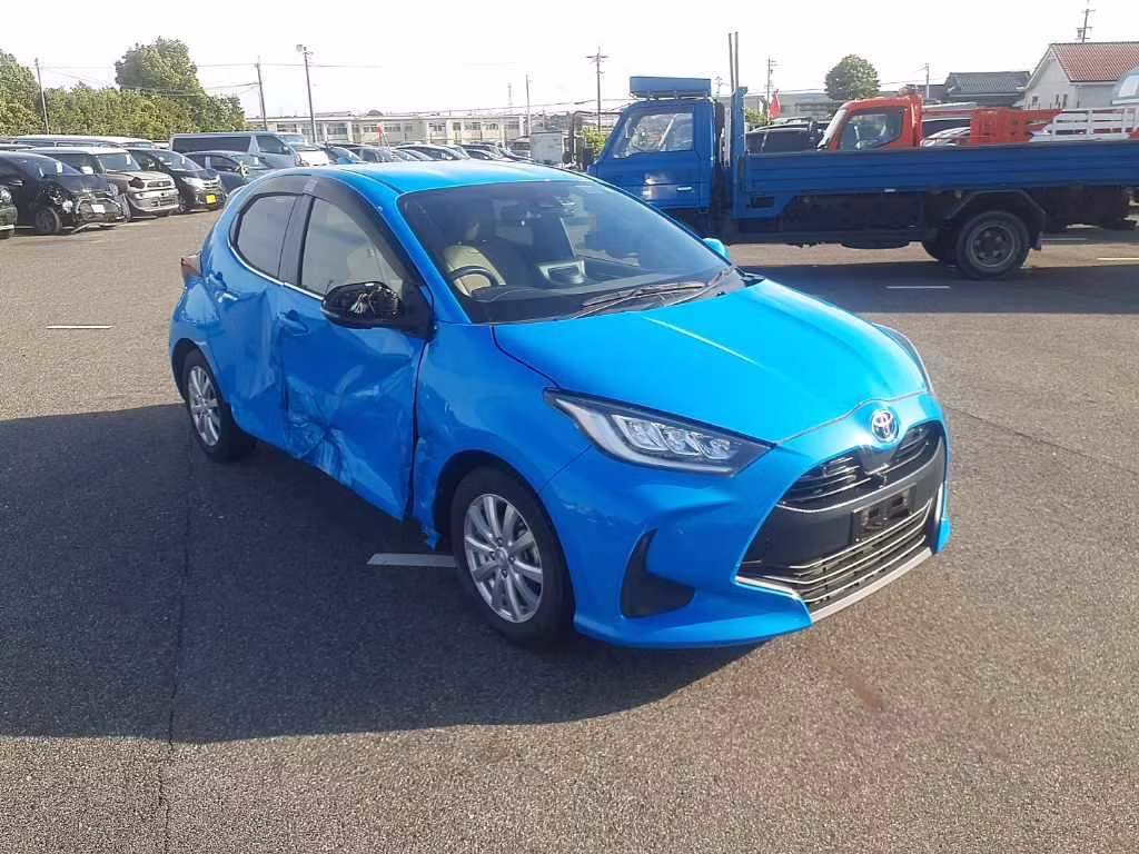 TOYOTA YARIS