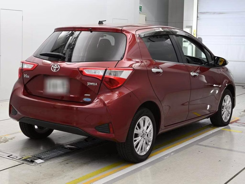 TOYOTA VITZ