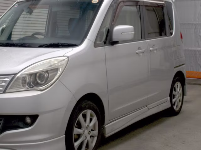 MITSUBISHI DELICA D:2