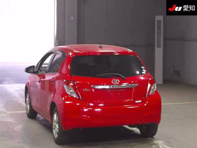 TOYOTA VITZ