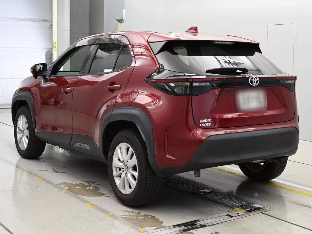 TOYOTA YARIS CROSS