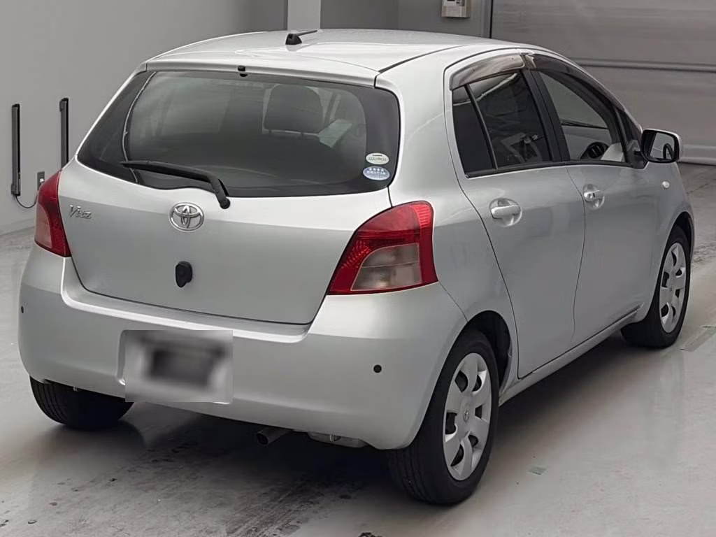 TOYOTA VITZ