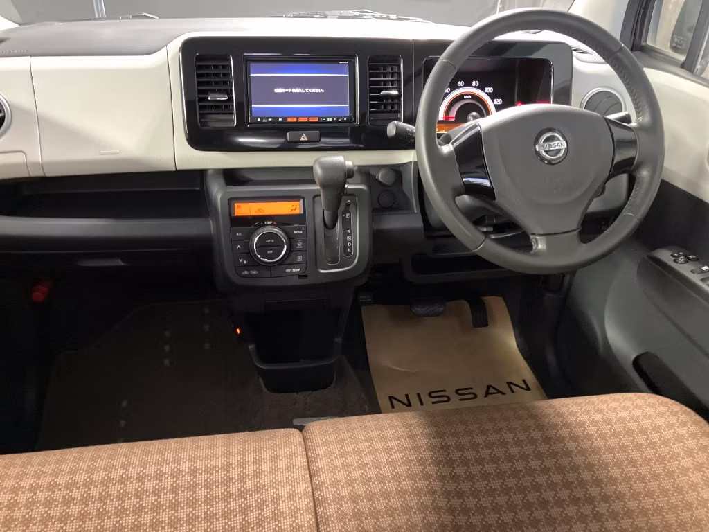 NISSAN MOCO