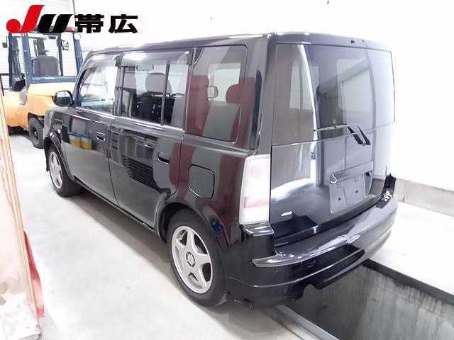 TOYOTA BB