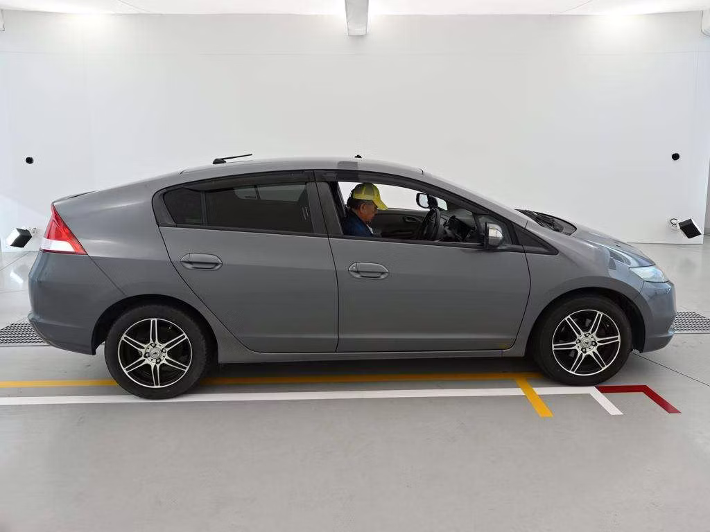 HONDA INSIGHT