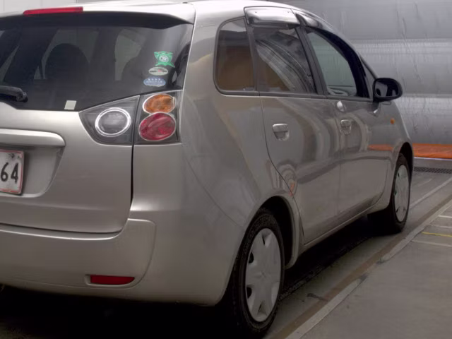 MITSUBISHI COLT PLUS