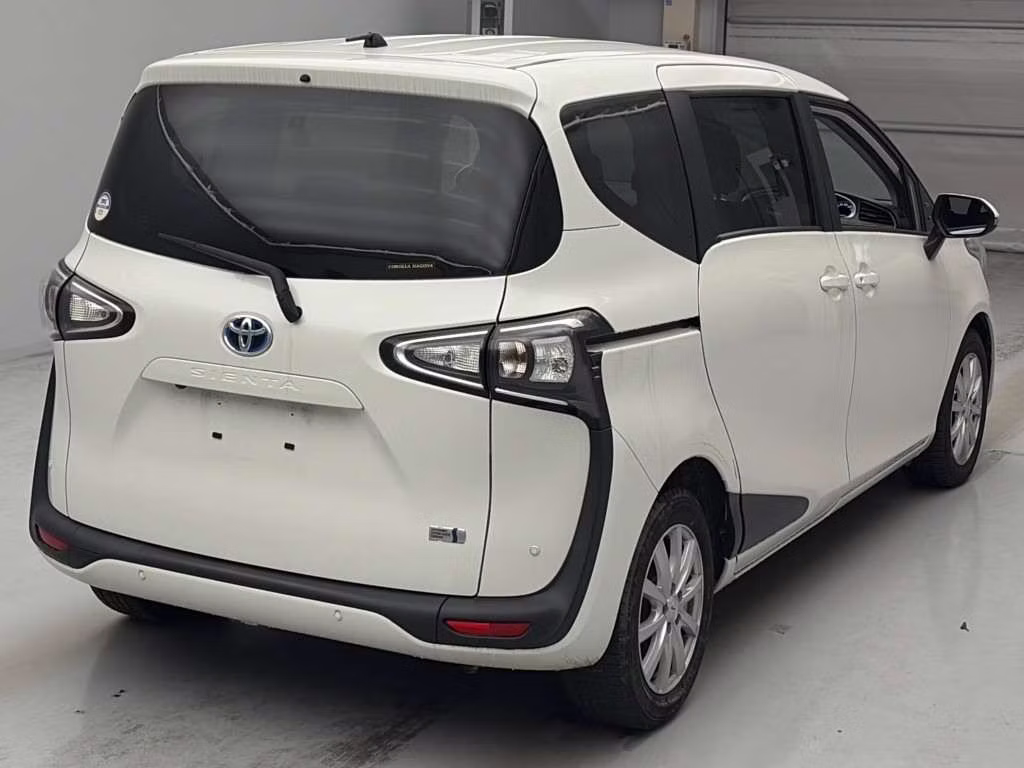 TOYOTA SIENTA