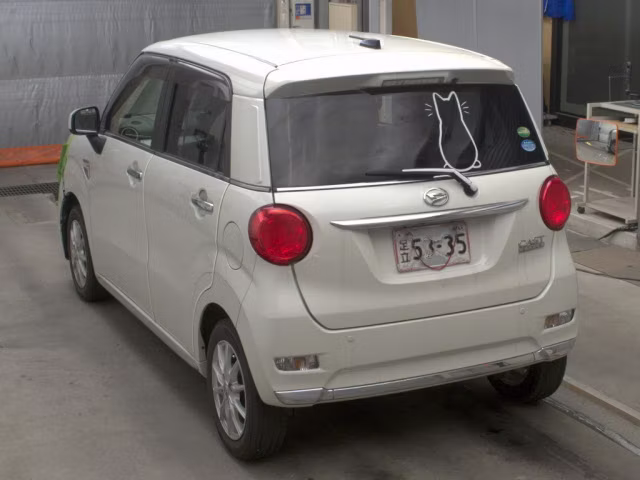DAIHATSU CAST