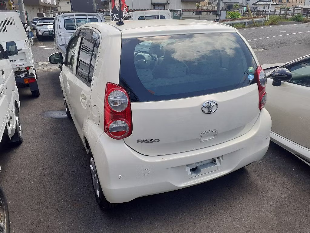 TOYOTA PASSO