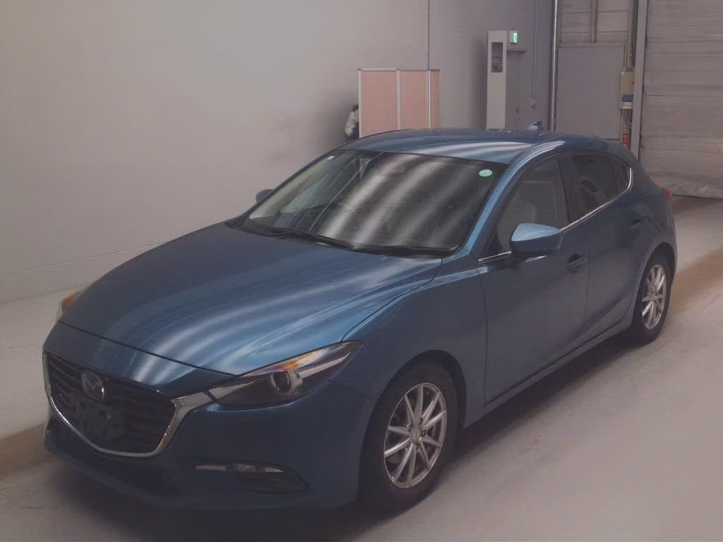 MAZDA AXELA