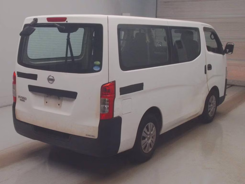 NISSAN NV350 CARAVAN
